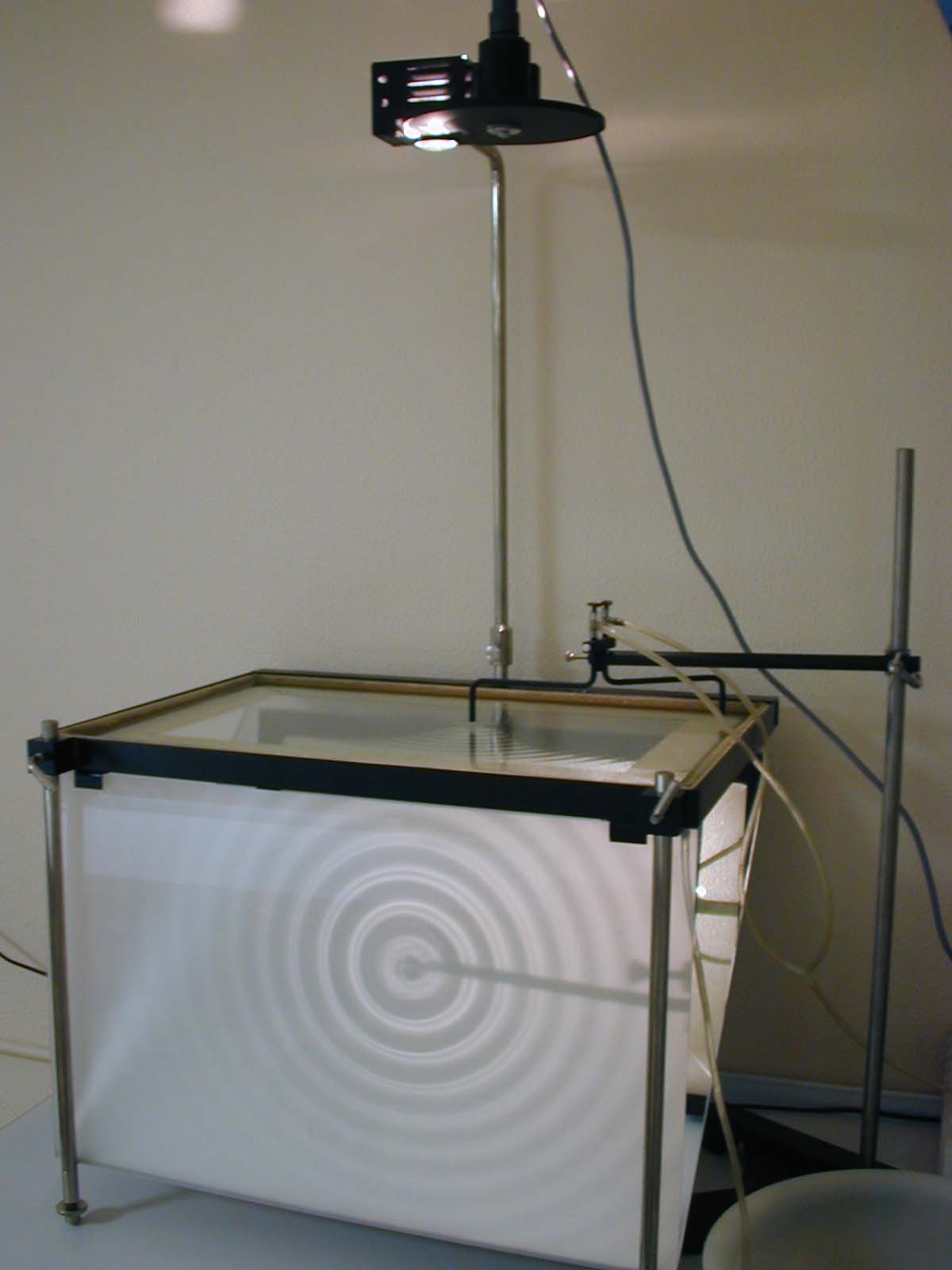 cuve ondes.JPG (75903 octets)